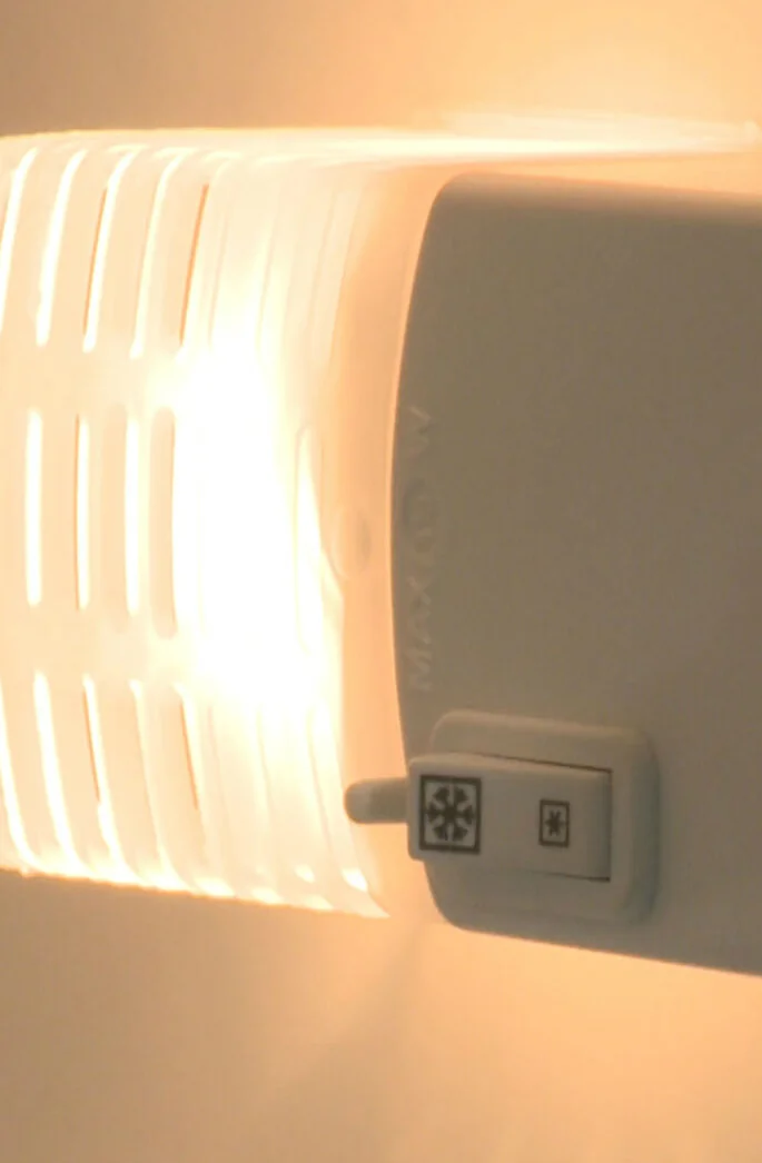 Заміна лампочки в холодильнику вдома